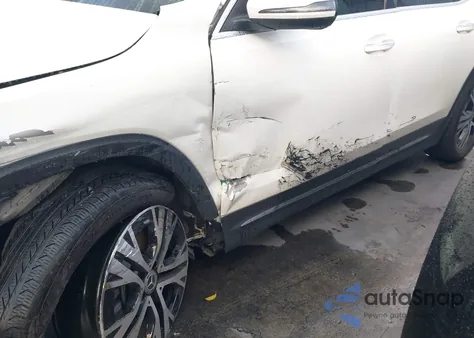 2024 Mercedes-Benz Glb 250 z USA, uszkodzony, nr VIN W1N4M4GB7RW372524